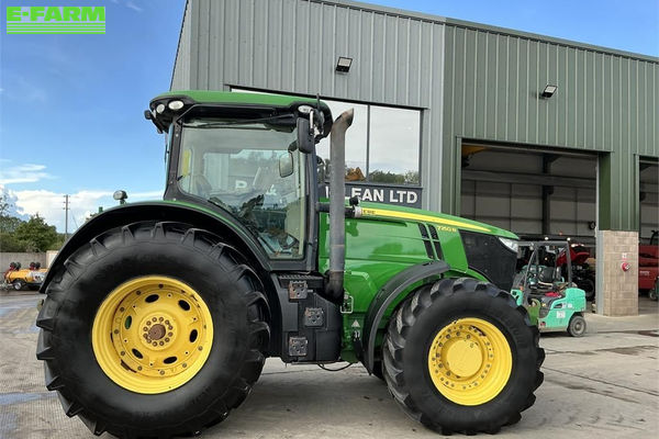 John Deere 7250 R Tractor €45,500