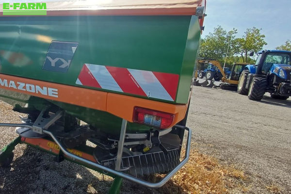 Amazone zav 2600 profis tronic Fertiliser spreader €11,800