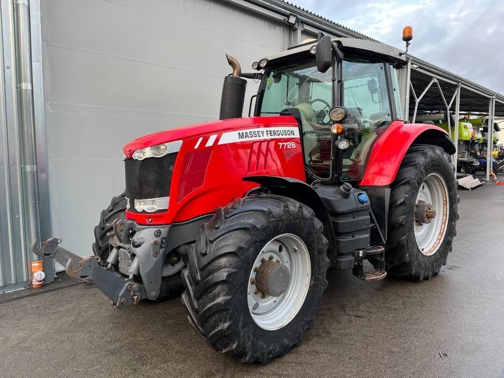 Massey Ferguson 7726 Tractor 44.000 €