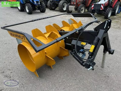 E-FARM: MAMMUT silofox sf 195 classic - Silage cutter and feeder - id ENMULBT - €6,525 - Year of construction: 2025 - Austria