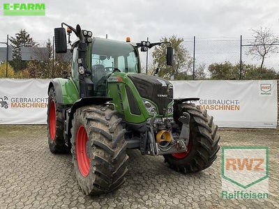 E-FARM: Fendt 724 Vario - Tractor - id TPLI8PY - €135,000 - Year of construction: 2019 - Engine hours: 4,800,Germany