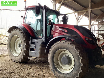 E-FARM: Valtra T 214 - Τρακτέρ - id GELUNQE - 97.000 € - Χρονία: 2020 - Μετρητής ωρών: 3.200,Γαλλία