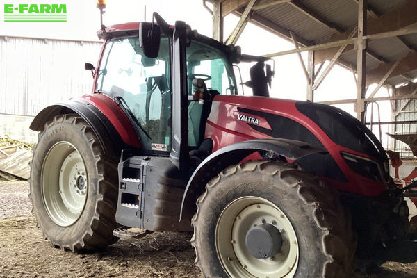 Valtra T 214 Τρακτέρ 97.000 €