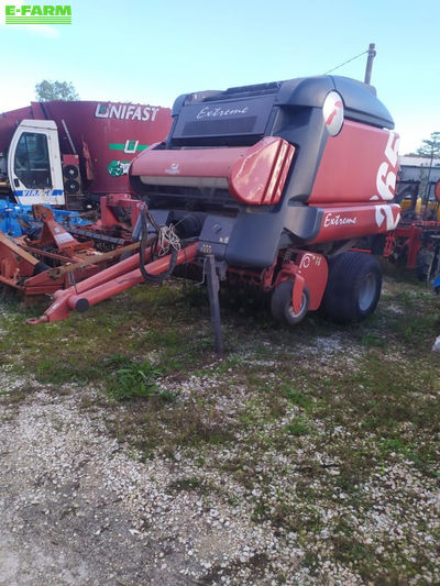 E-FARM: Feraboli extrême 265 ht - Ballenpresse - id G7CDRUN - 8.500 € - Baujahr: 2006 - Ballenanzahl: 8.500,Italien