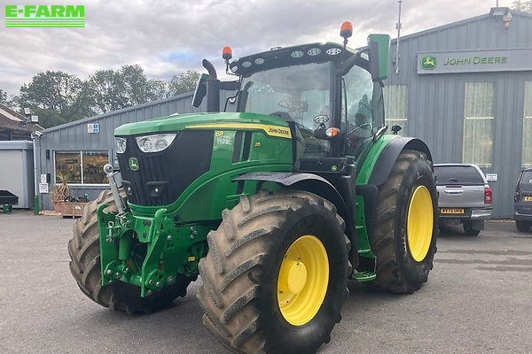 John Deere 6R 215 Tractor €147,407
