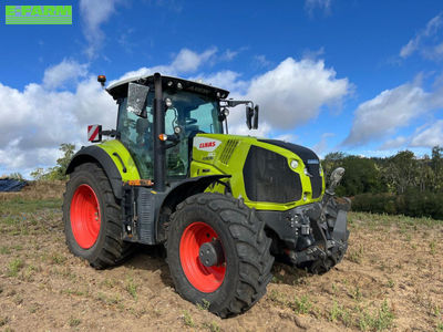 E-FARM: Claas Axion 810 - Traktor - id 53TJLVA - 104.897 € - Baujahr: 2023 - Abgelesene Motorstunden: 3.000,Motorleistung (PS): 215,Vereinigtes Königreich