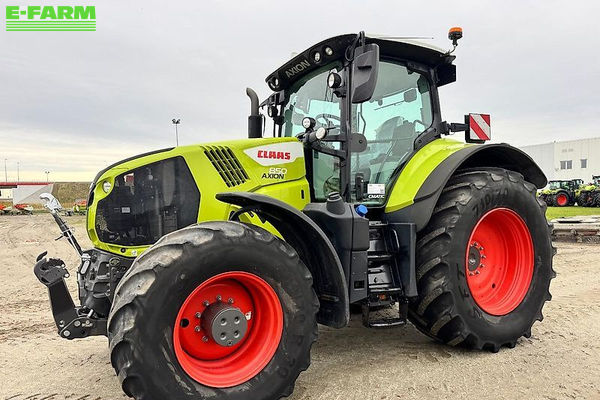 Claas Axion 850 Tractor €115,131