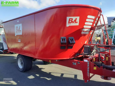 E-FARM: BVL v-mix 18-2s (18 m³) - Mixer feeder - id MNADMWL - €32,773 - Year of construction: 2018 - Germany