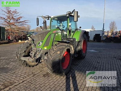 E-FARM: Fendt 724 Vario Profi Plus - Tractor - id LWSNZCE - €99,900 - Year of construction: 2019 - Engine hours: 5,930,Engine power (HP): 237,Germany