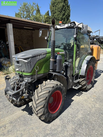 E-FARM: Fendt 211 Vario - Tractor - id KZQEVP3 - 85.000 EUR - Anul: 2023 - Ore motor: 1.205,Puterea motorului: 110,Franța