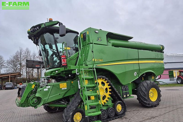 John Deere S 780 Combine harvester €226,000