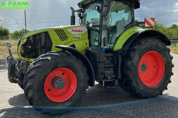 Claas Axion 830 CMATIC Tractor €125,000