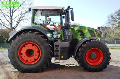E-FARM: Fendt 826 Vario Power Plus - Traktor - id ENXM2YT - 99.000 € - Baujahr: 2017 - Abgelesene Motorstunden: 3.604,Motorleistung (PS): 256,Deutschland
