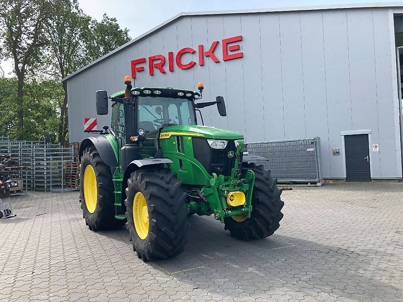 John Deere 6R 215 Tractor €129,900