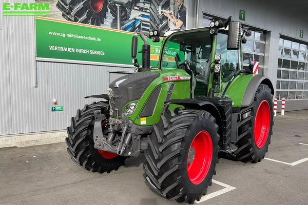 Fendt 720 Vario Tractor €139,500