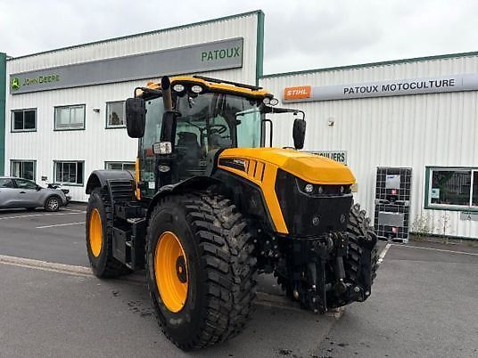 JCB Fastrac 4220 Tractor €92,000