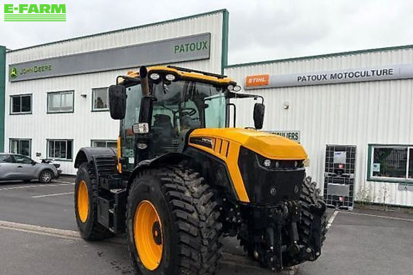 JCB Fastrac 4220 Tractor €92,000
