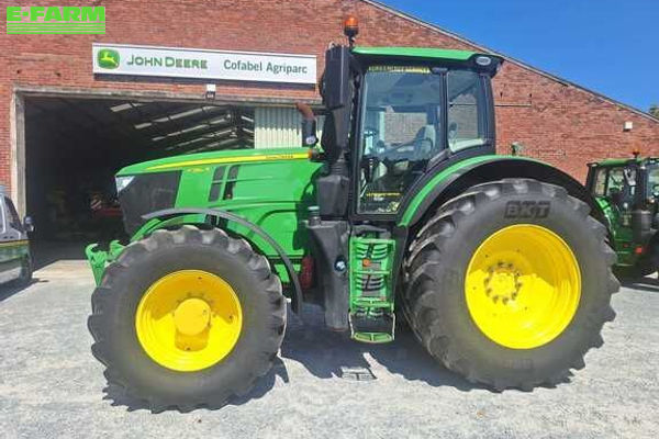 John Deere 6250 R Tractor €98,654