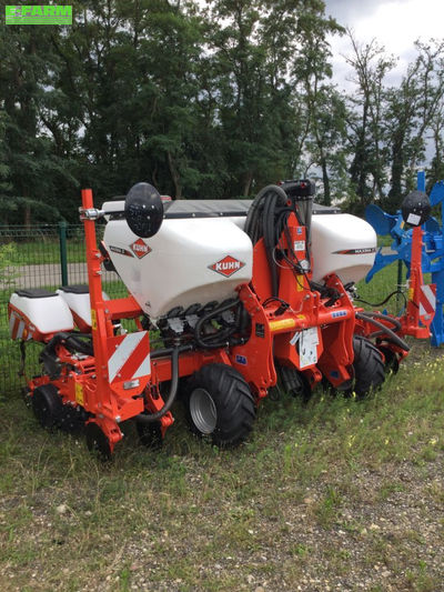E-FARM: Kuhn maxima 3 ts - Precision drill - id UHYLJFW - €43,500 - Year of construction: 2022 - France