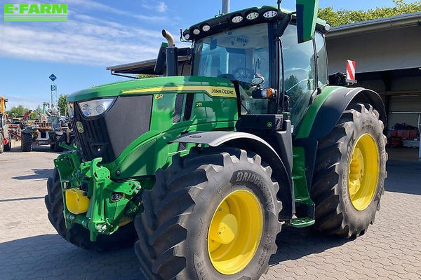 John Deere 6R 215 Tractor €159,000