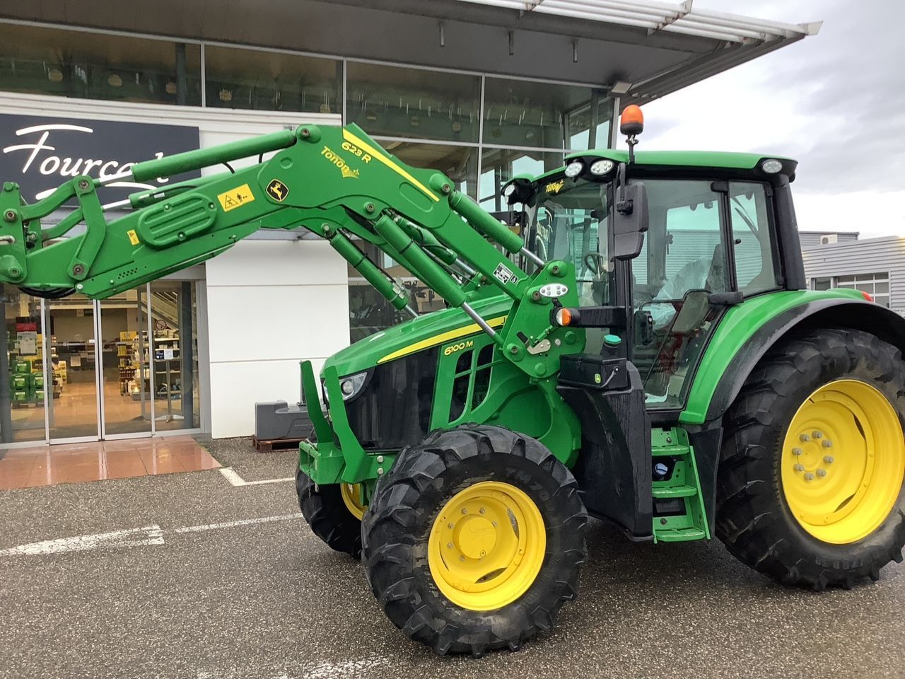 John Deere 6100 M Τρακτέρ 65.000 €