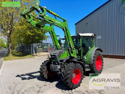 E-FARM: Fendt 211 S Vario - Tractor - id PNLLKFQ - 97.900 EUR - Anul: 2024 - Ore motor: 1.580,Puterea motorului: 114,Germania