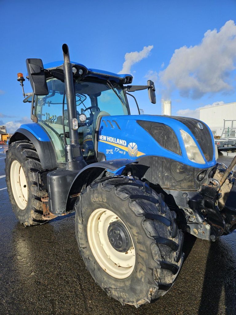 New Holland T7.165 S Traktor 63 000 €