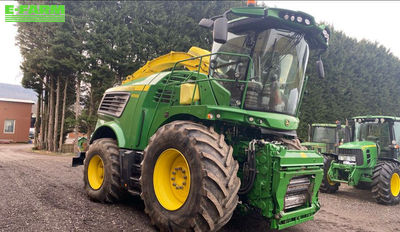 E-FARM: John Deere 9700 - Selvkørende grønthøster - id ZGQZMAE - 208.000 € - Produktionsår: 2020 - Motortimer: 2.500,Motoreffekt (HP): 759,Frankrig