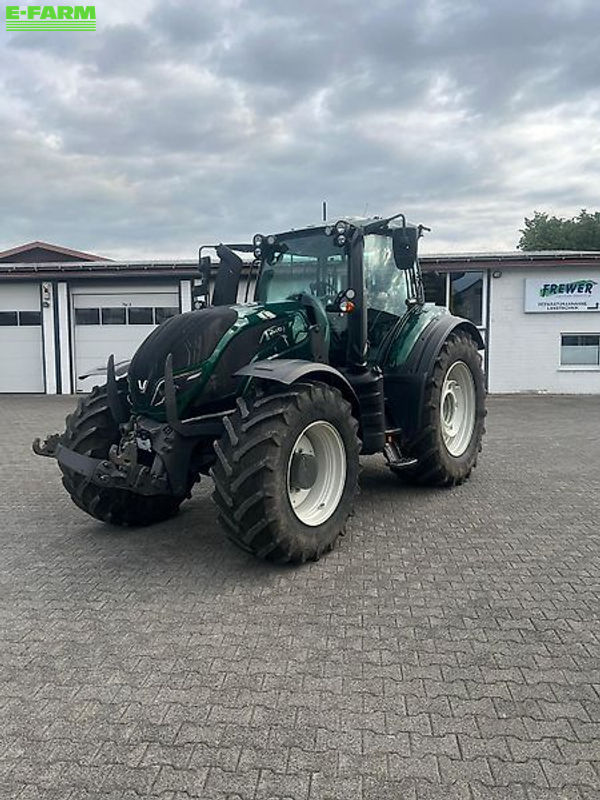 Valtra T 174 Tractor €83,000