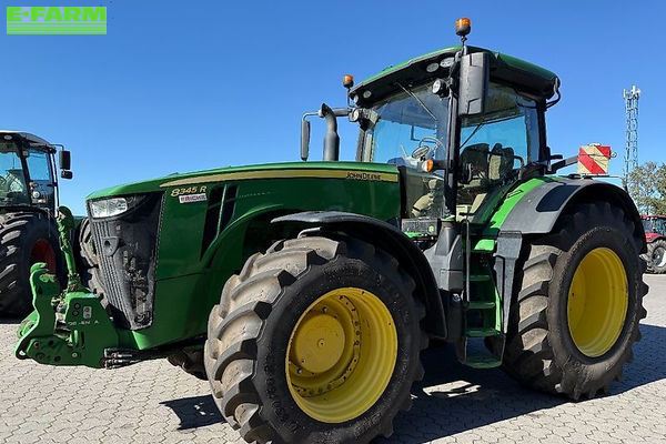 John Deere 8345 R Traktori 82 500 €