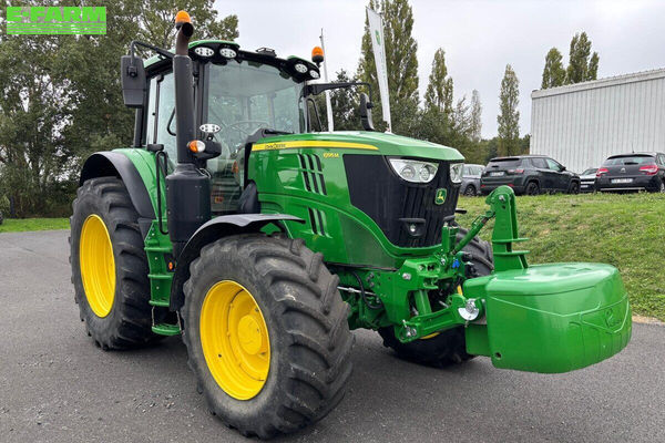 John Deere 6195 M Tractor €112,000