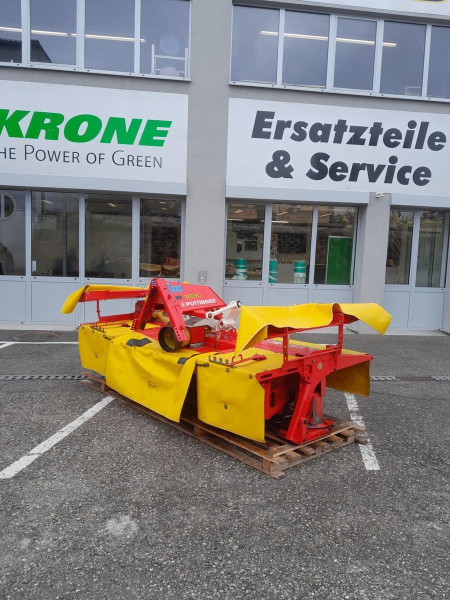 Pöttinger novacat 306 f classic Mower €6,900