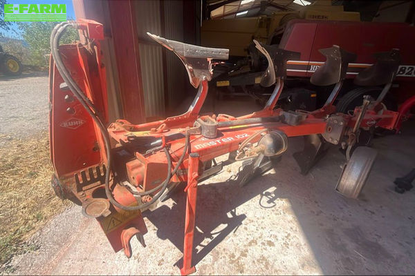 Kuhn vari master102 Plough €6,000