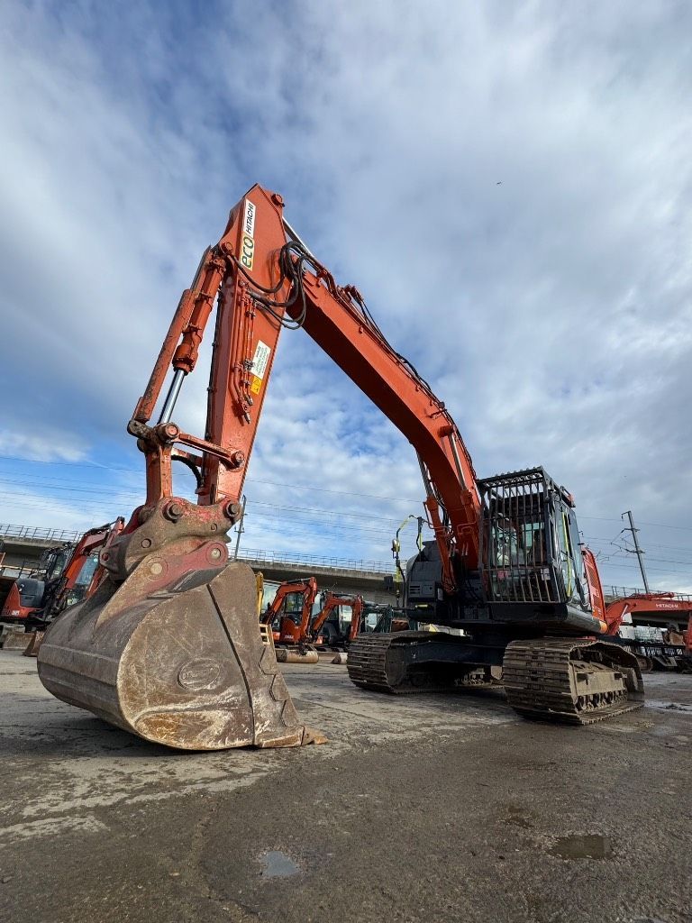 E E-FARM: Hitachi zx 225 us lc-6 - Crawler excavator - id GZFMS1Z