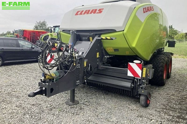Claas Quadrant 4200 RC Baler €99,800