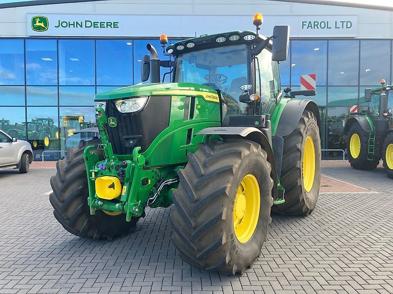 John Deere 6R 215 Tractor €182,586