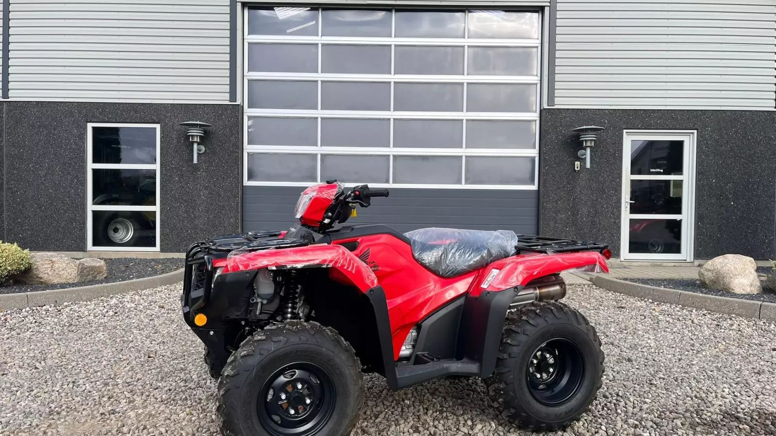 Honda trx 520 fe vi har et stort lager af honda-atv, så der er også en til dig. Motor vehicle €10,060