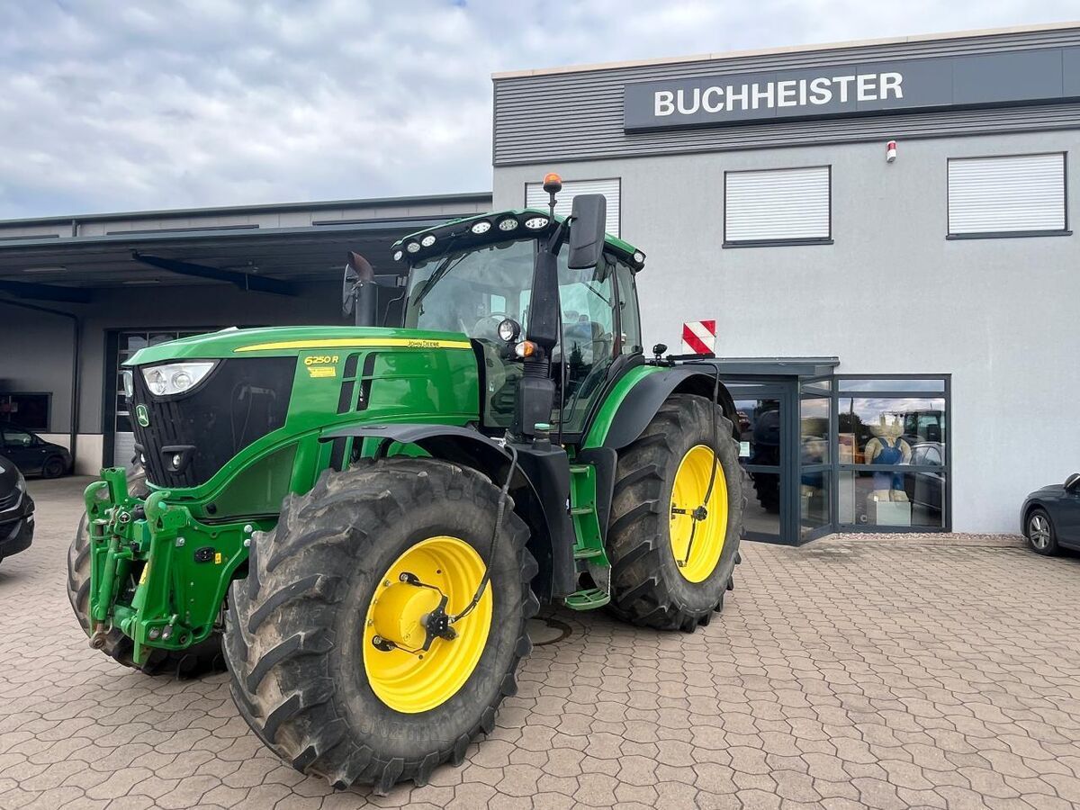 John Deere 6250 R Tractor €145,000