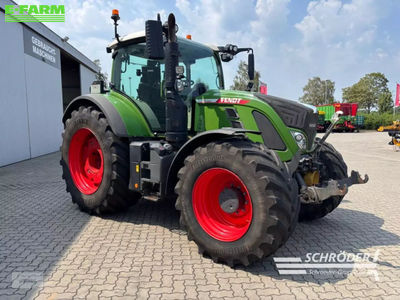 E-FARM: Fendt 724 Vario Profi Plus - Tractor - id BALN15K - €123,885 - Year of construction: 2021 - Engine hours: 5,408,Engine power (HP): 241,Germany
