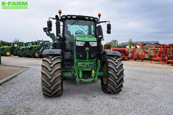John Deere 6250 R Tractor €89,000