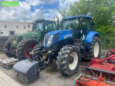 E-FARM: New Holland T7.185 - Tractor - id PEUNWRR - €68,000 - Year of construction: 2012 - Engine hours: 5,200,Engine power (HP): 185,Italy