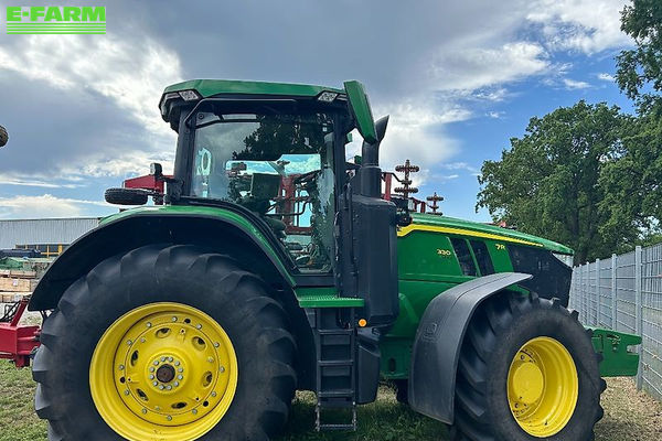 John Deere 7R 330 Tractor €185,000