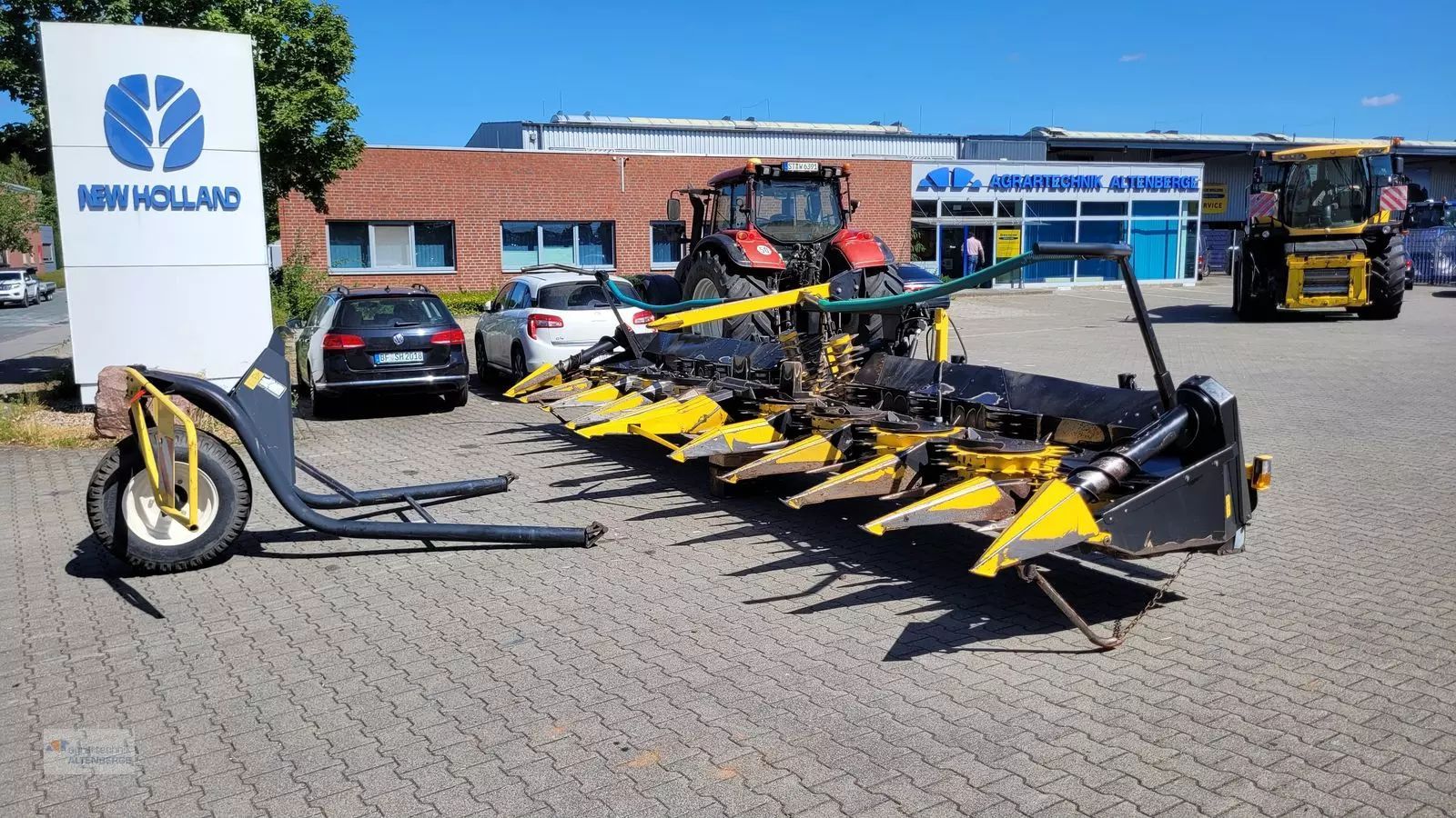 New Holland TJ 375 Header €50,000
