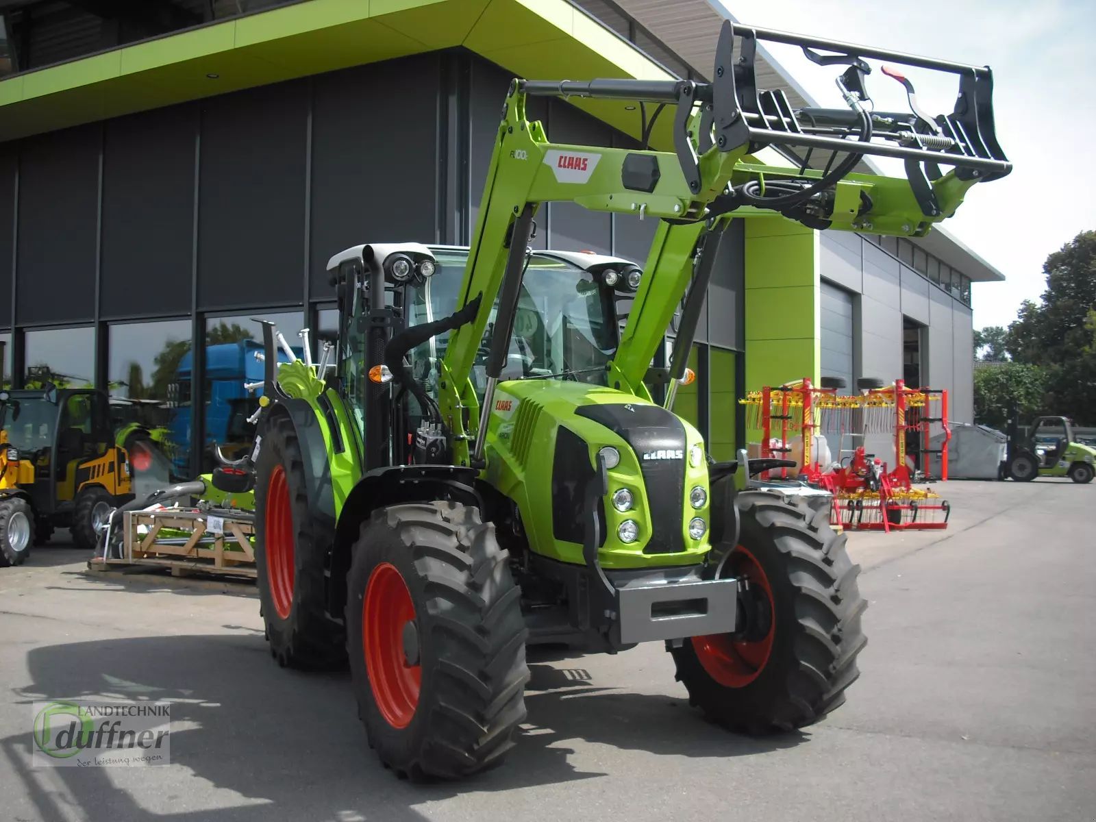 Claas Arion 420 Tractor €72,500