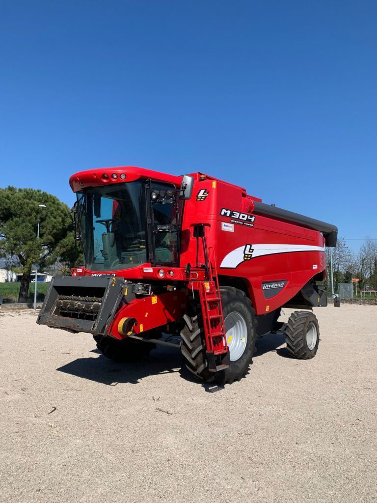E-FARM: Laverda M 304 - Combine harvester - id YS6XEGD - €55,000