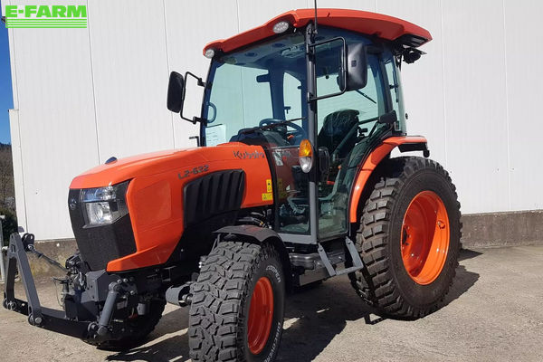 Kubota L2-622 Tractor €49,550
