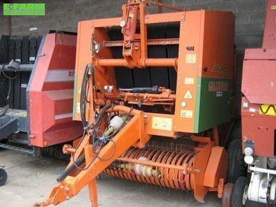 E-FARM: Gallignani 6800l - Presă de balotat - id LALJWAJ - 7.000 EUR - Anul: 1995 - Franța