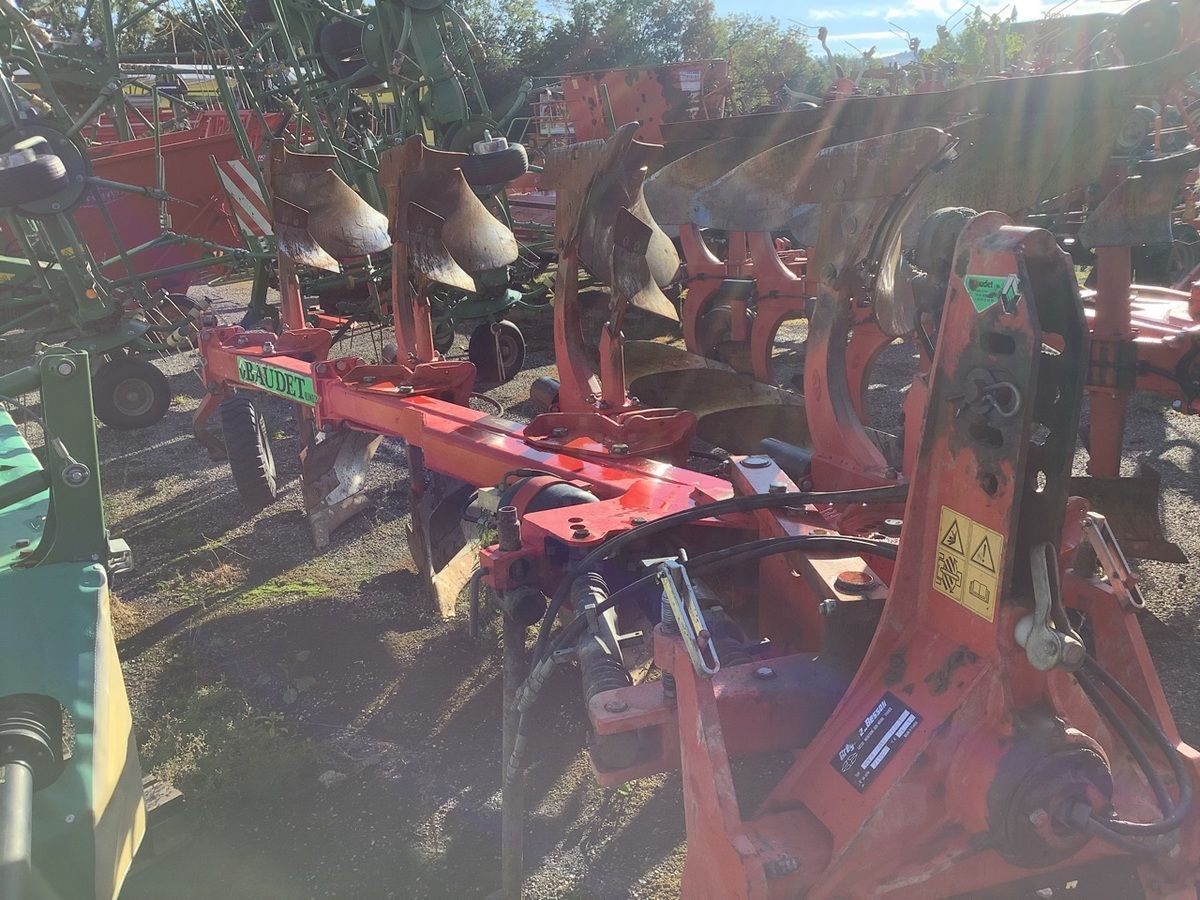 GREGOIRE BESSON ry 4 Plough €5,000