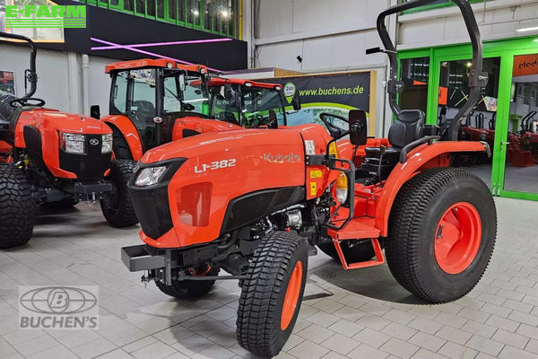Kubota L1-382 Tractor
