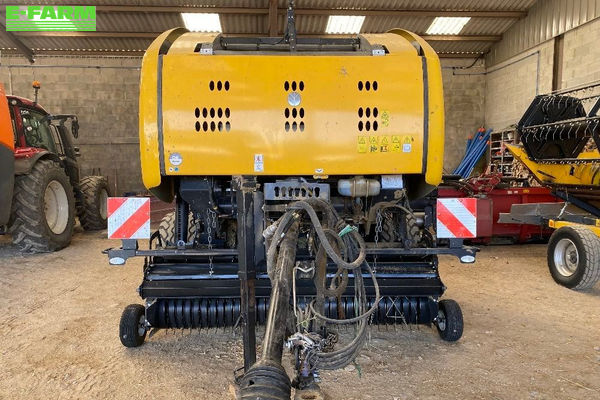 New Holland Roll-Belt 150 Superfeed Baler €22,000